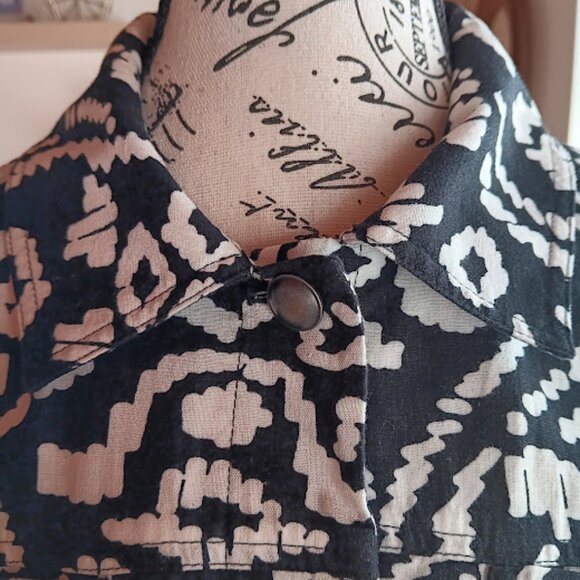 Chico's Quarter Sleeve Jacket - Picture 4 of 9